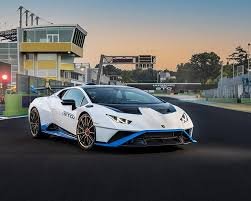 Huracan:Re1yotrzaqi= Lamborghini